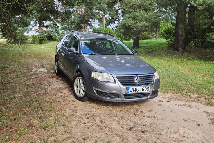 Volkswagen Passat B6 wagon 5-doors