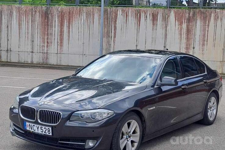 BMW 5 Series F07/F10/F11 Sedan