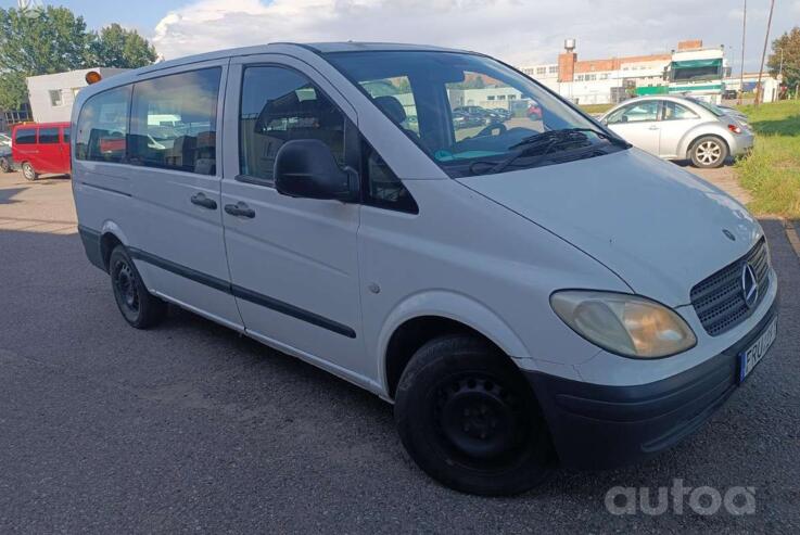 Mercedes-Benz Vito W639 Minivan 4-doors