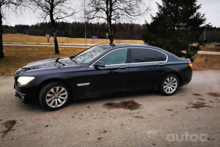 BMW 7 Series F01/F02 [restyling] Sedan