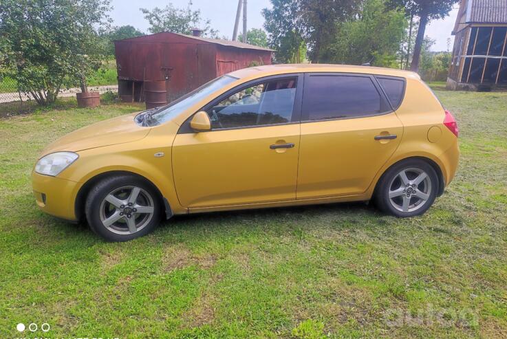 Kia Cee'd 1 generation Hatchback 5-doors