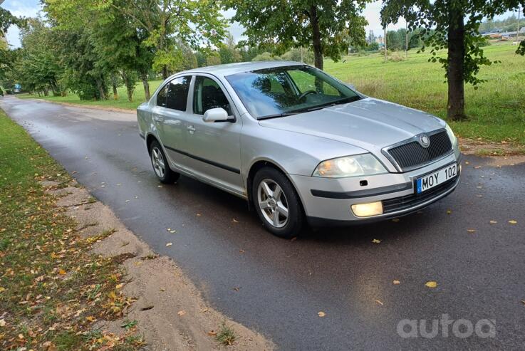 Skoda Octavia 2 generation Combi RS wagon 5-doors