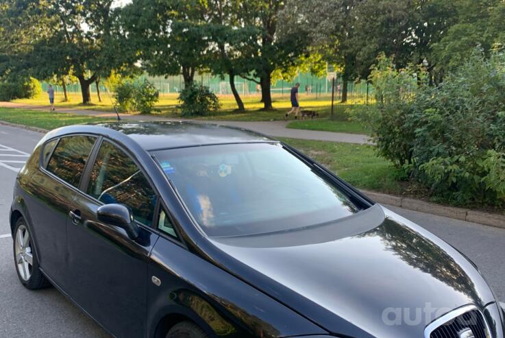 SEAT Leon 2 generation Hatchback 5-doors