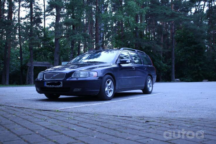 Volvo V70 2 generation [restyling] wagon 5-doors