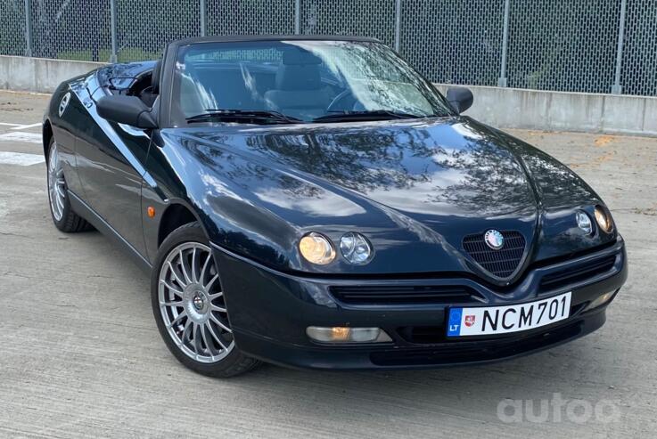 Alfa Romeo Spider 916 Roadster