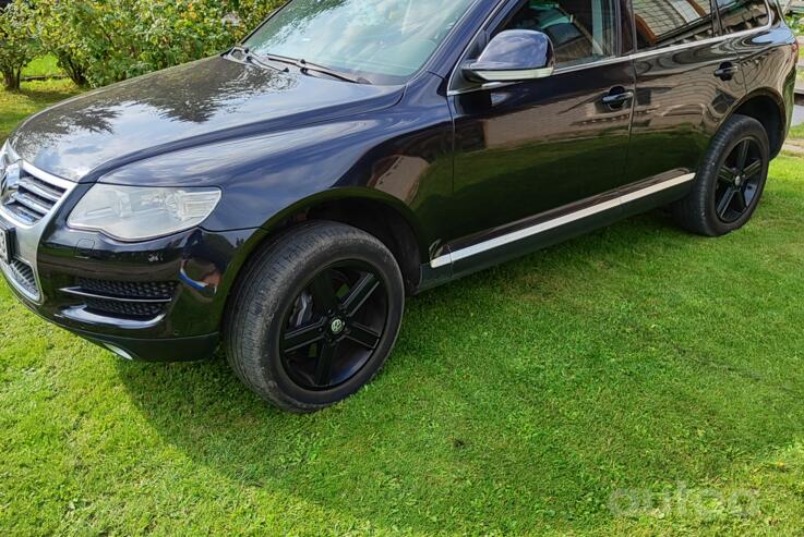 Volkswagen Touareg 1 generation [restyling] Crossover