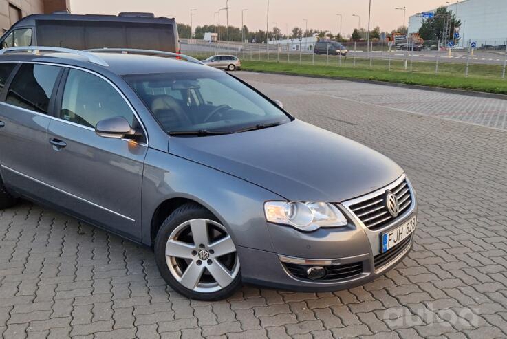 Volkswagen Passat B6 wagon 5-doors