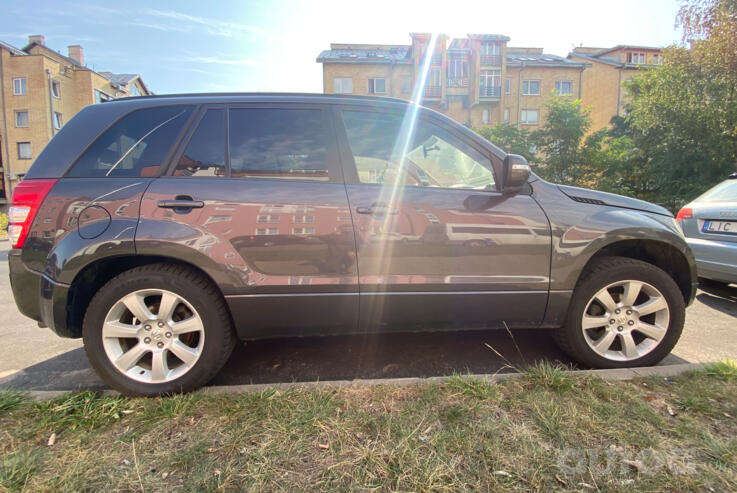 Suzuki Grand Vitara 2 generation [restyling] Crossover 5-doors