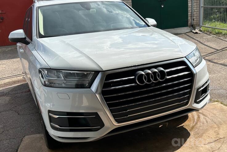 Audi Q7 4M Crossover