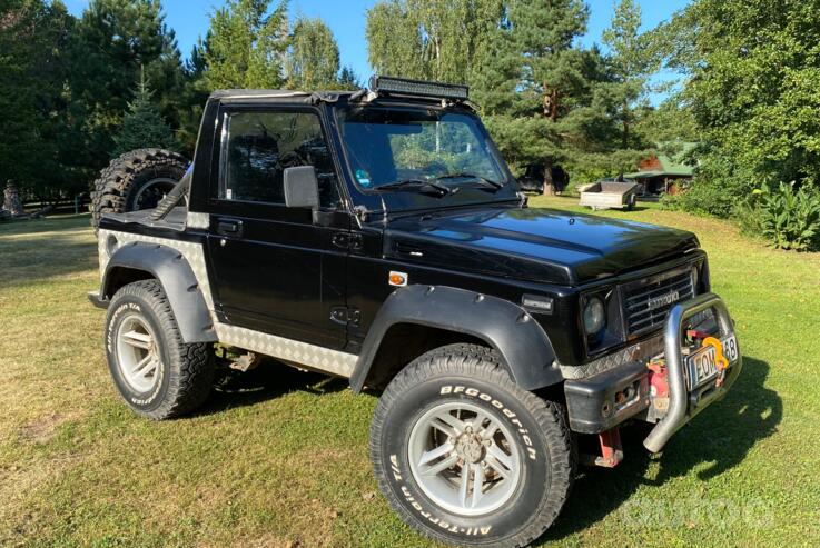 Suzuki Samurai SJ20