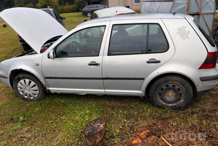 Volkswagen Golf 4 generation Hatchback 5-doors