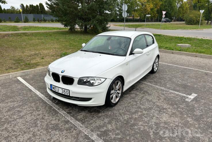 BMW 1 Series E81/E82/E87/E88 [restyling] Hatchback 3-doors