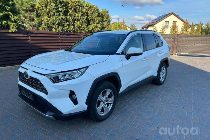 Toyota RAV4 4 generation [restyling] Crossover