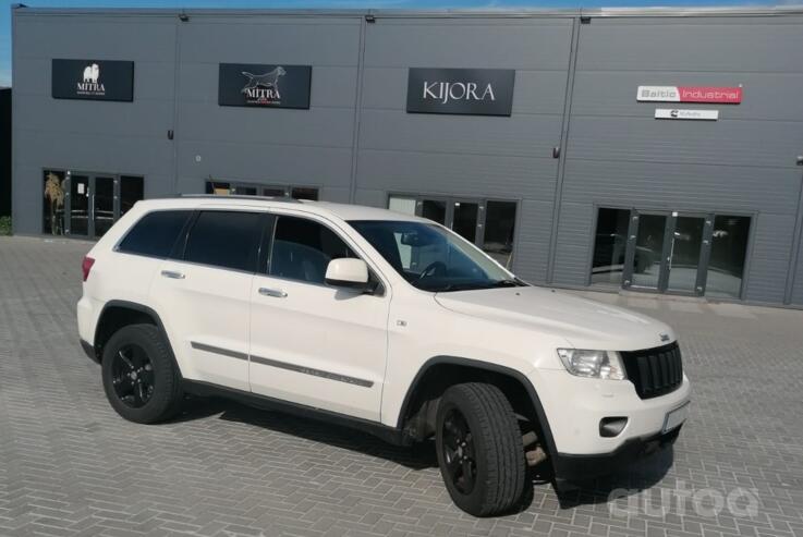 Jeep Grand Cherokee WK2 SUV