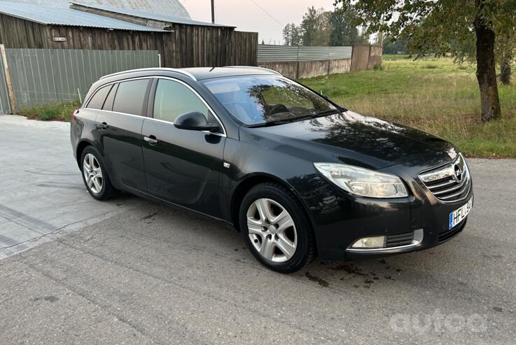 Opel Insignia A Sports Tourer wagon 5-doors