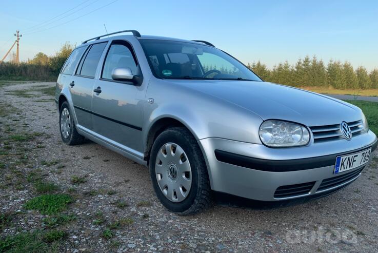 Volkswagen Golf 4 generation wagon