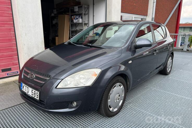 Kia Cee'd 1 generation Hatchback 5-doors