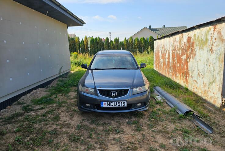 Honda Accord 7 generation wagon