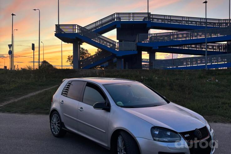 Volkswagen Golf GTI 5 generation