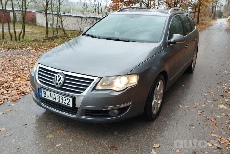 Volkswagen Passat B6 wagon 5-doors