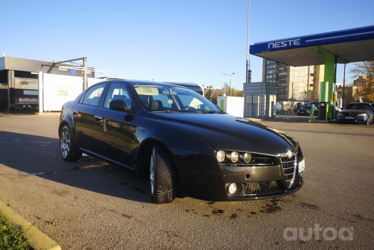 Alfa Romeo 159 1 generation Sedan