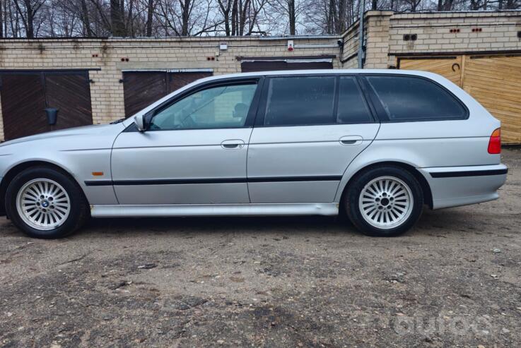 BMW 5 Series E39 Touring wagon