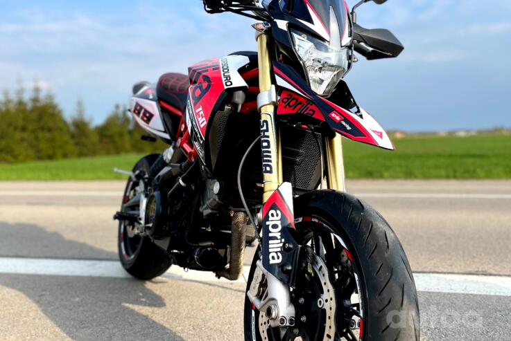 Aprilia SMV