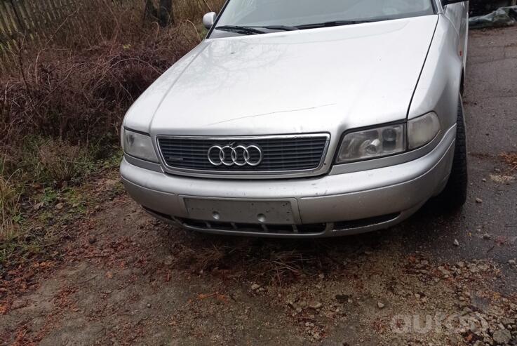 Audi A8 D2/4D Sedan 4-doors