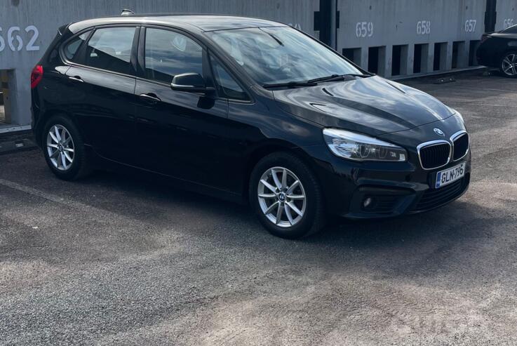 BMW 2 Series Active Tourer F45 Minivan
