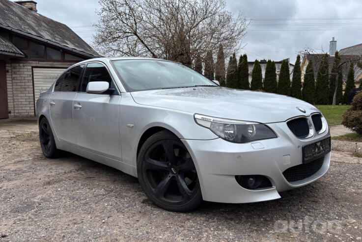 BMW 5 Series E60/E61 Sedan