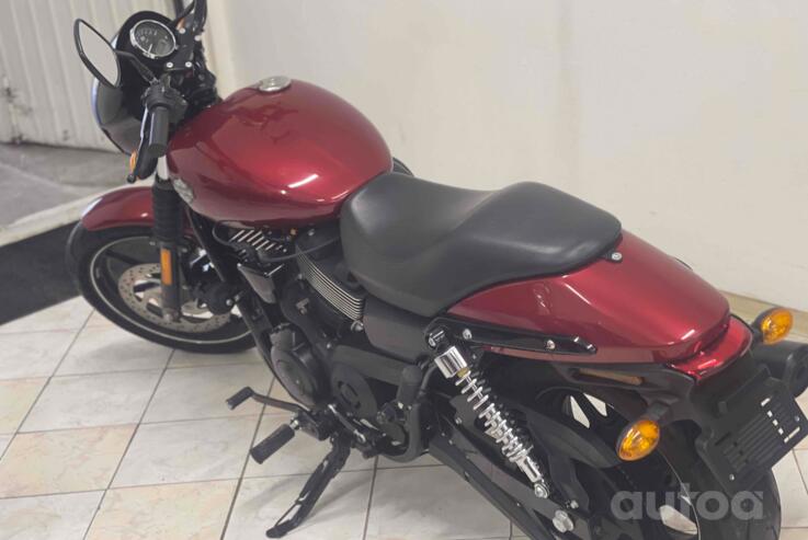 Harley Davidson Street