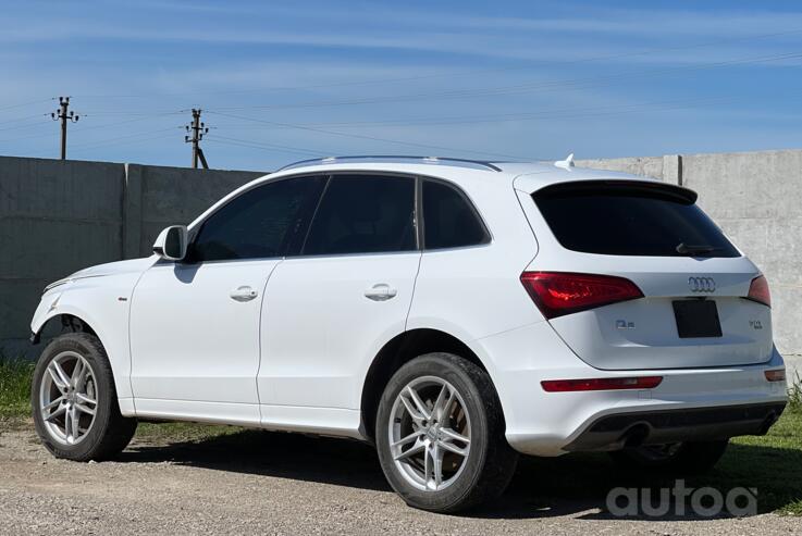 Audi Q5 8R [restyling] Crossover