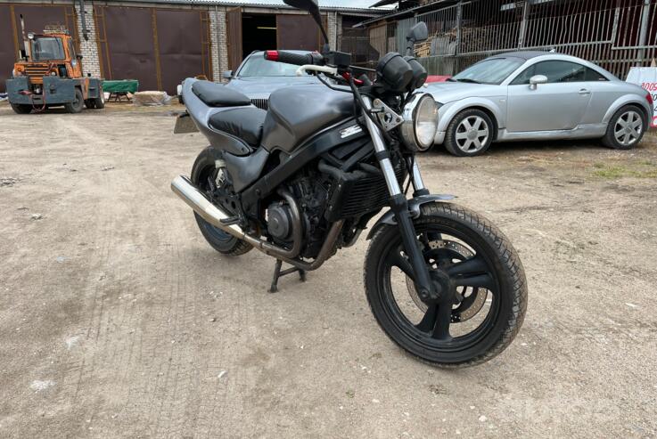 Honda NT