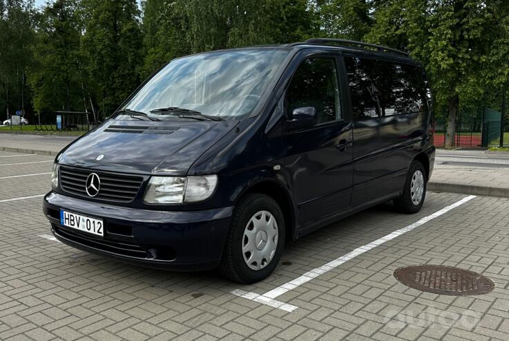 Mercedes-Benz V-Class W638 Minivan
