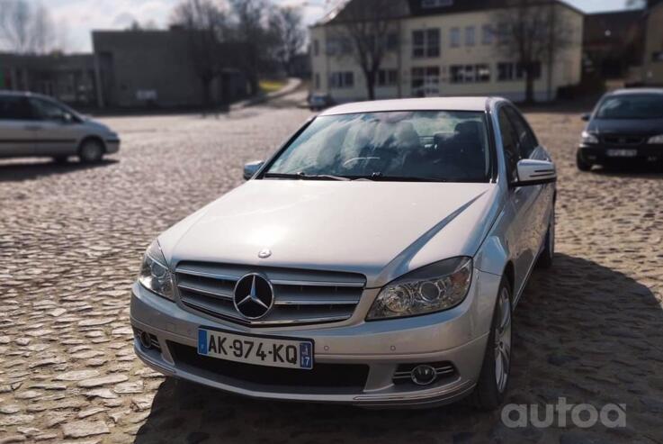 Mercedes-Benz C-Class W204/S204 Sedan 4-doors