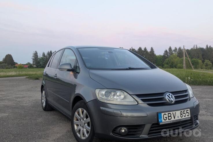 Volkswagen Golf Plus 1 generation