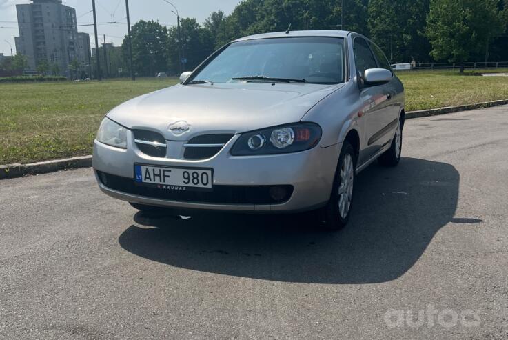 Nissan Almera N16 Hatchback 3-doors