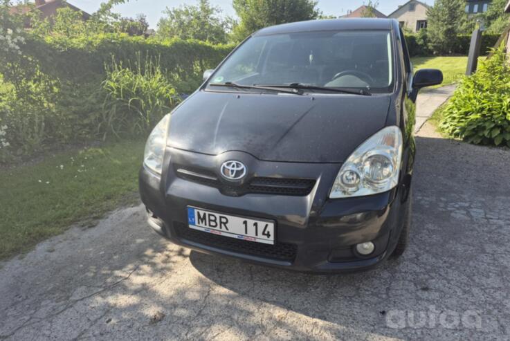 Toyota Corolla Verso 1 generation [restyling] -2 generation