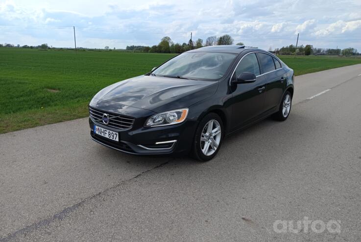Volvo S60 2 generation [restyling] Sedan 4-doors