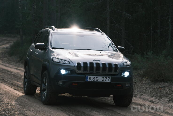 Jeep Cherokee KL SUV 5-doors