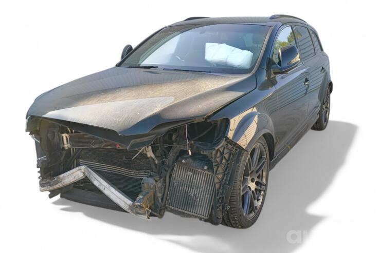 Audi Q7 4L Crossover