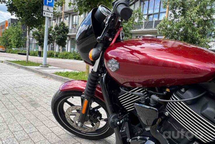 Harley Davidson Street