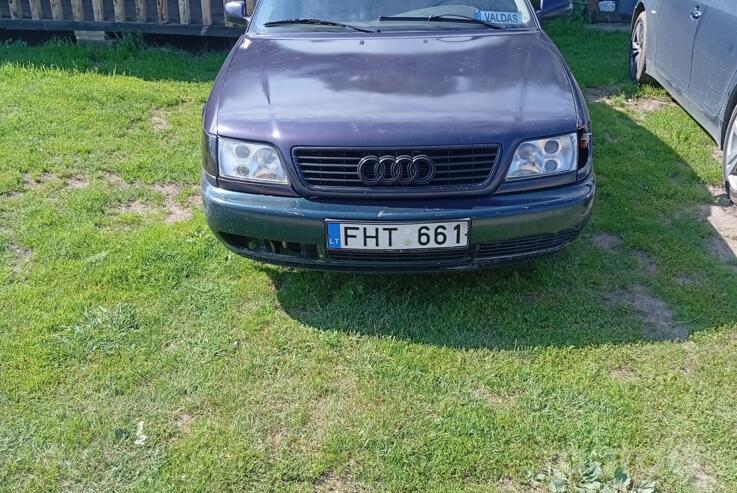 Audi A6 A4/C4 wagon