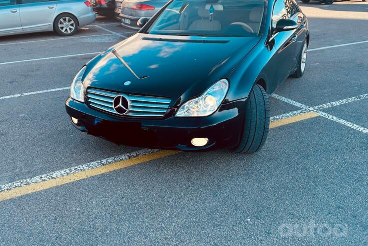 Mercedes-Benz CLS-Class C219 Sedan