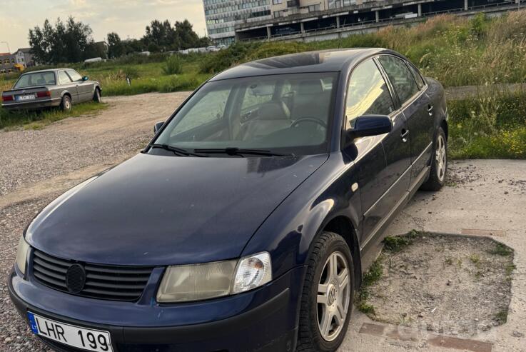 Volkswagen Passat B5 Sedan 4-doors