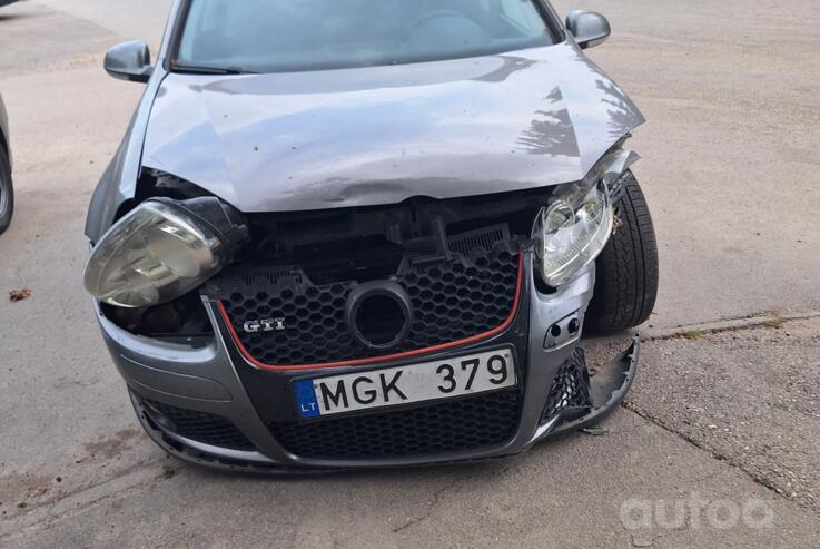 Volkswagen Golf GTI 5 generation