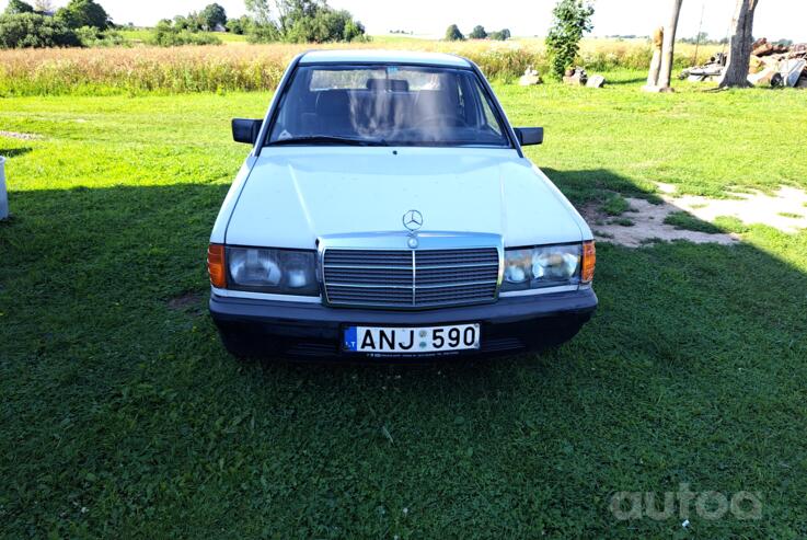 Mercedes-Benz 190 (W201) 1 generation