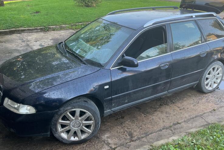 Audi A4 B5 [restyling] Avant wagon 5-doors