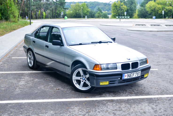 BMW 3 Series E36 Sedan