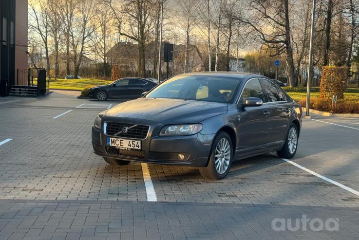 Volvo S80 2 generation Sedan